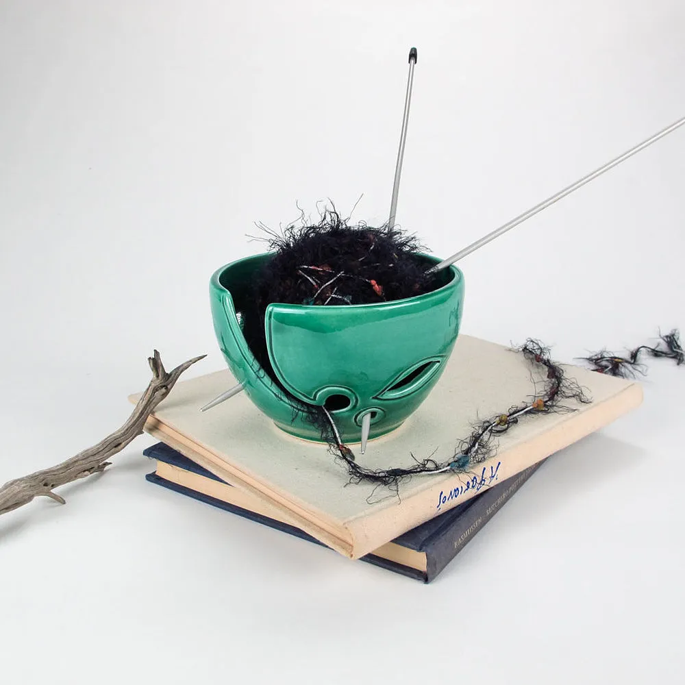 Emerald Green Yarn Bowl Leaves Knitting Bowl Ceramic Porcelain Yarn Holder