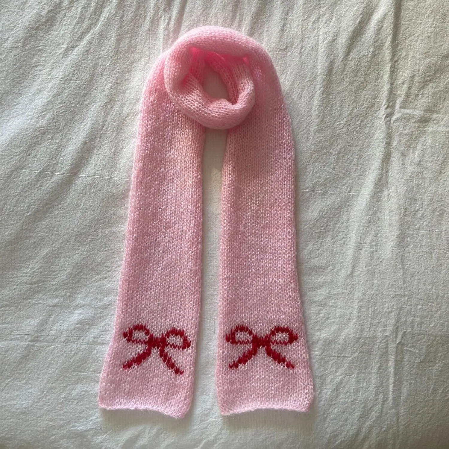 NUFIWI Y2K Kawaii Bow Pattern Knit Scarf Color Block Soft Cashmere Feel Scarf Classic Knitted Tassel Scarves Neckerchief